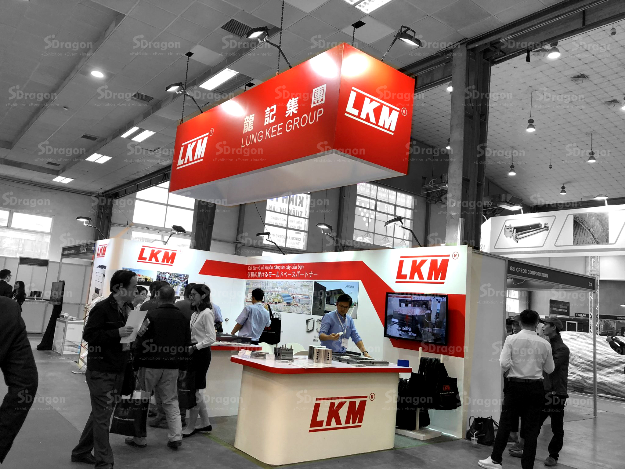 SDragon thi công thiết kế gian hàng trọn gói cho công ty LKM