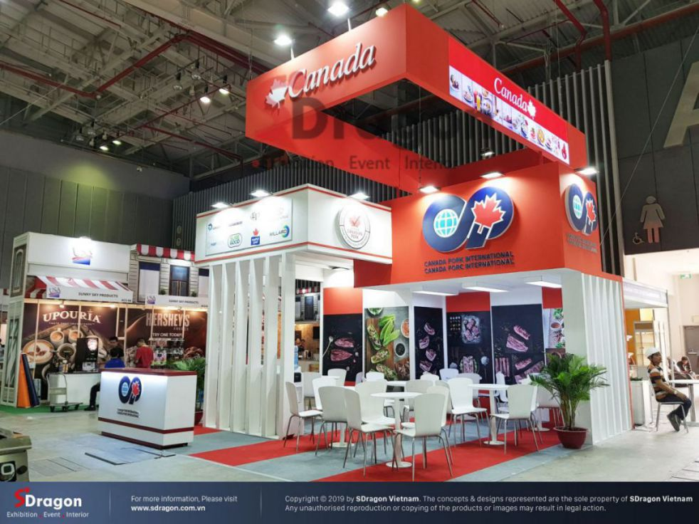 Gian hàng chuyên nghiệp tại Coatings Expo 2025 thu hút khách với thiết kế sáng tạo.