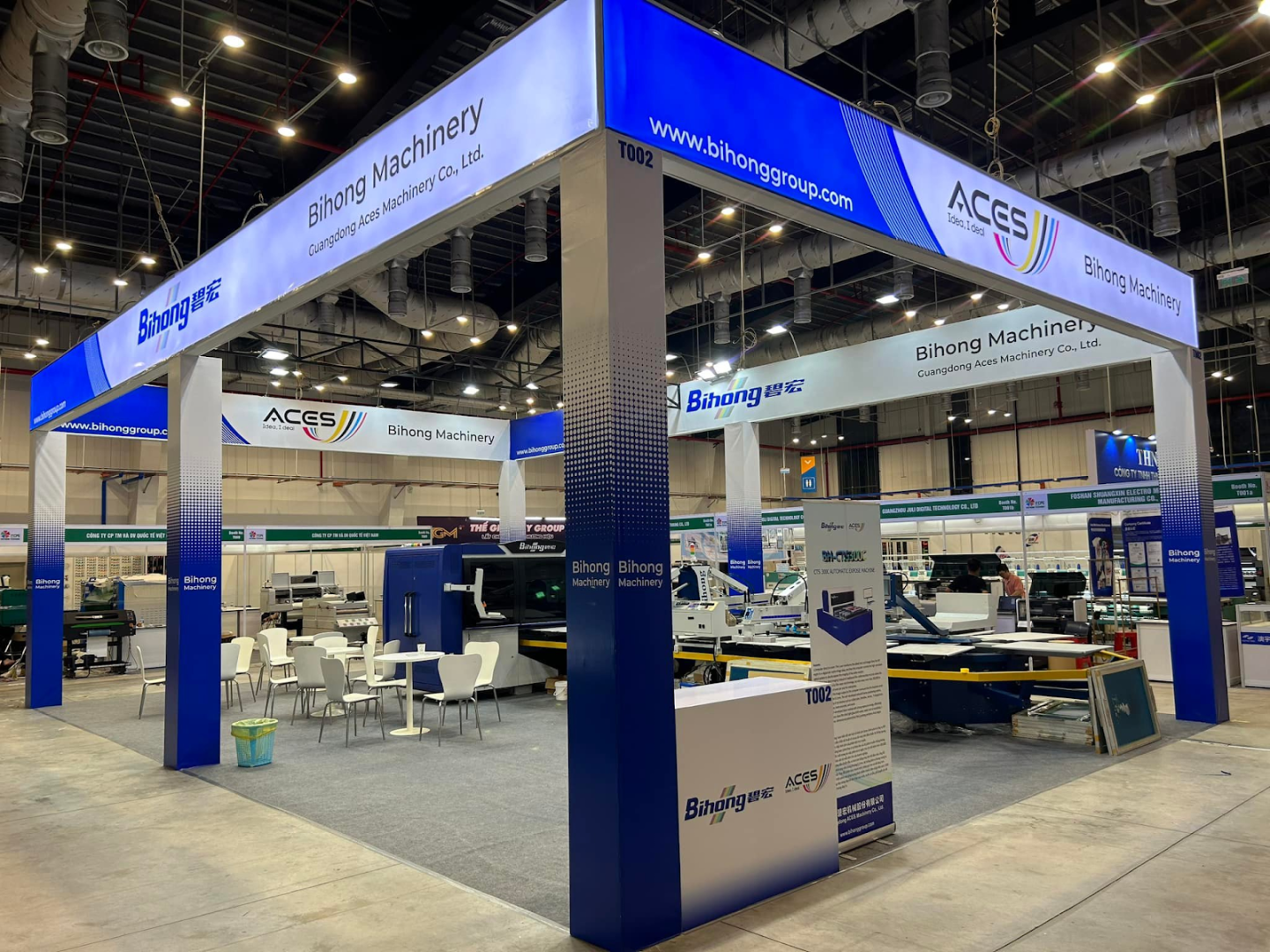 Thiết kế gian hàng triển lãm độc đáo tại VIMOX 2025