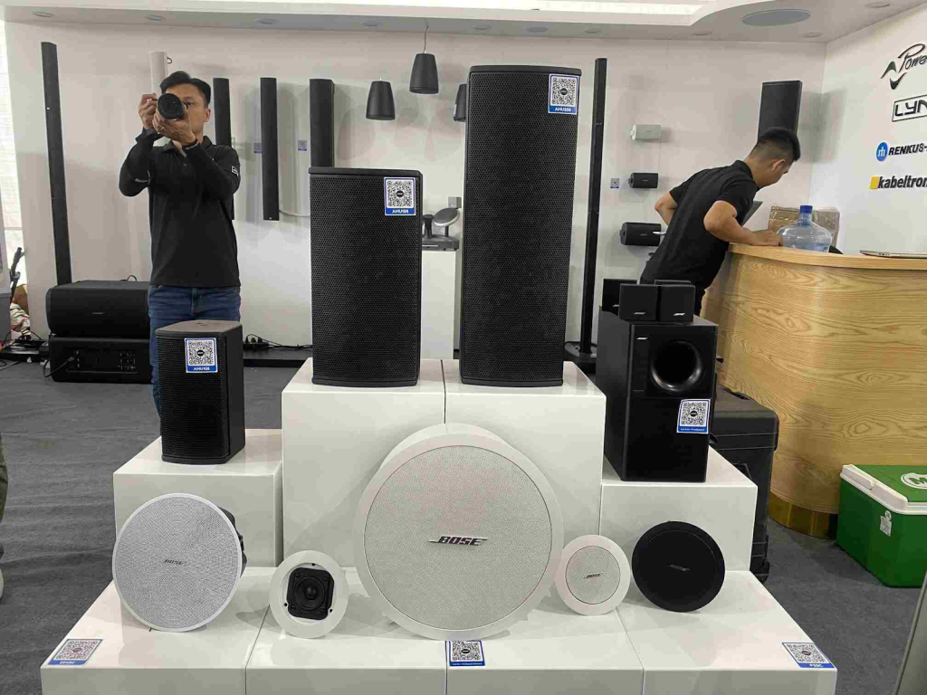 Optimum Sound Listening Room Booth